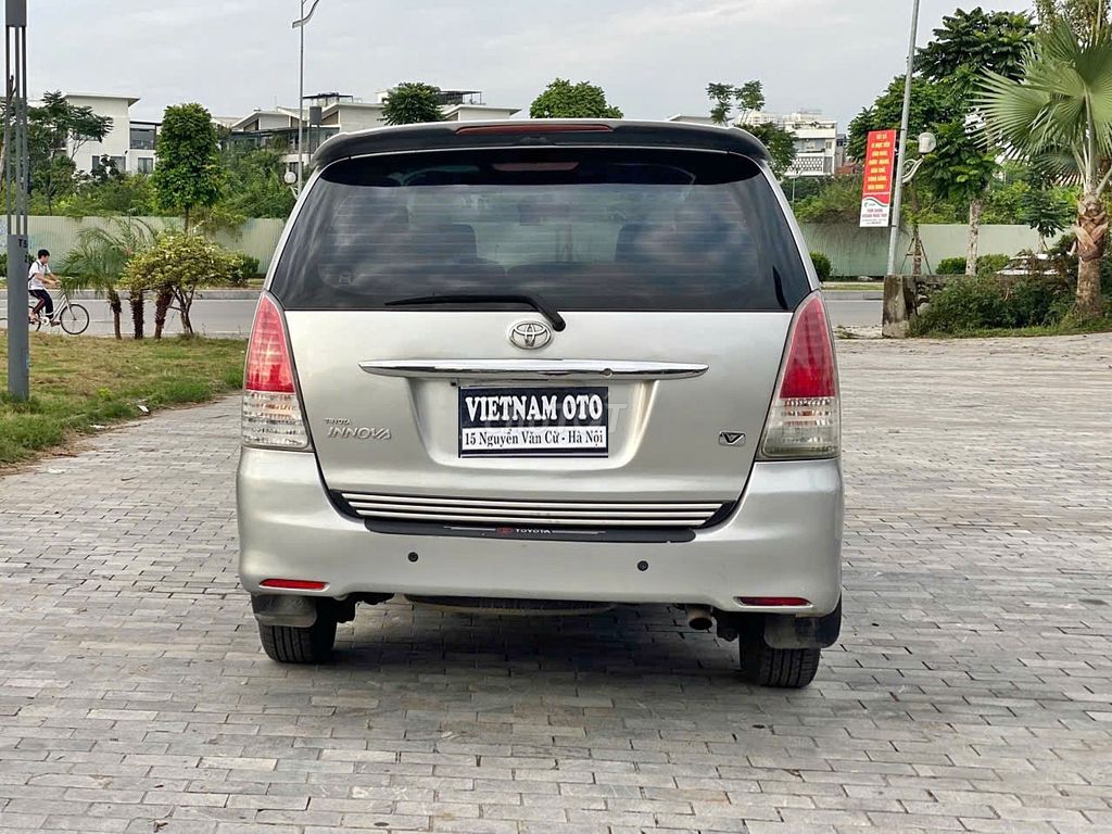 Toyota Innova 2008 Bạc Tự động. Mua bán Ô tô tại Quận Long Biên Hà Nội được đăng bởi VIETNAM OTO hình 14