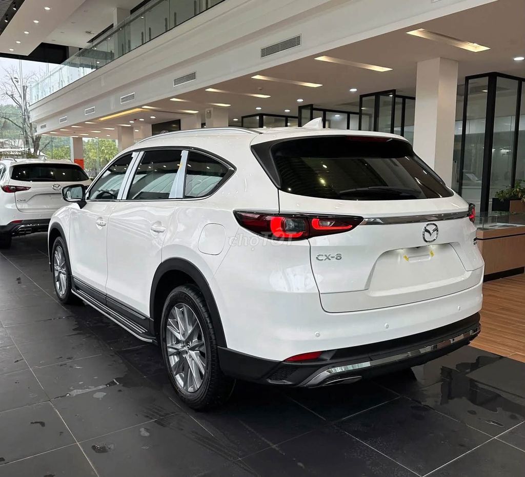 Mazda CX-8 Роскошная белая 7-местная