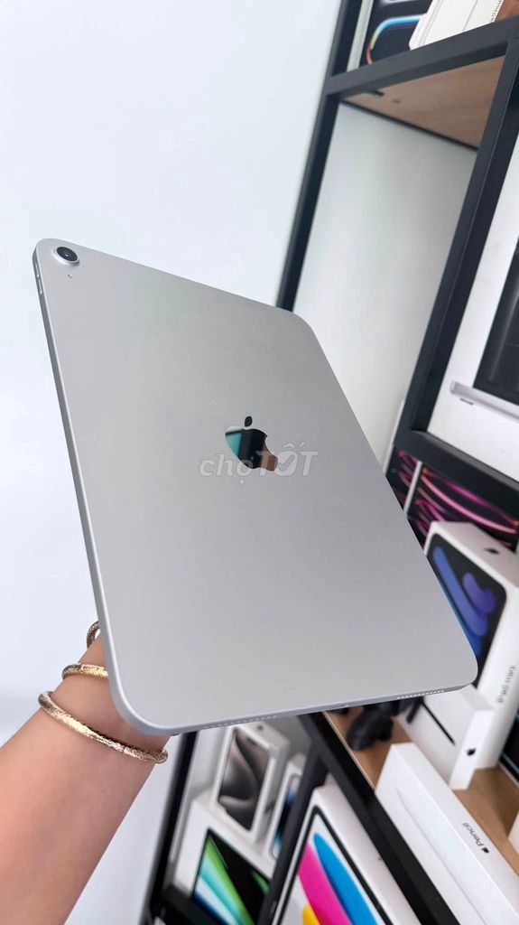 Apple iPad Gen 11 256GB Bạc Like new. Mua bán Máy tính bảng tại Quận 10 Tp Hồ Chí Minh được đăng bởi Hội Đồ Điện Tử hình 1