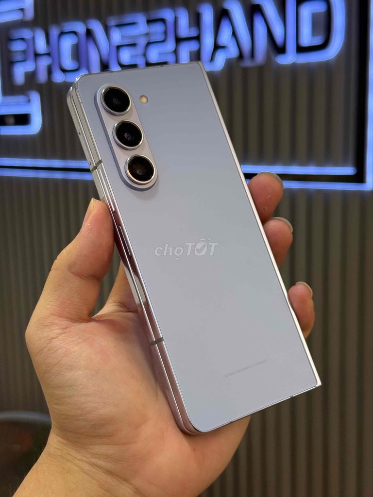 Samsung Z Fold 5 512GB Bạc 99%. Mua bán Điện thoại tại Quận 3 Tp Hồ Chí Minh được đăng bởi Phone2Hand hình 1