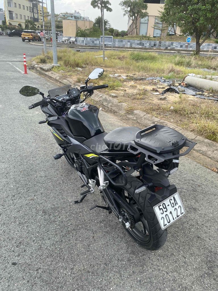 Honda CBR150r đời 2017. Mua bán Xe máy tại Huyện Bình Chánh Tp Hồ Chí Minh được đăng bởi PHAM PHAN KHOI NGUYEN hình 4