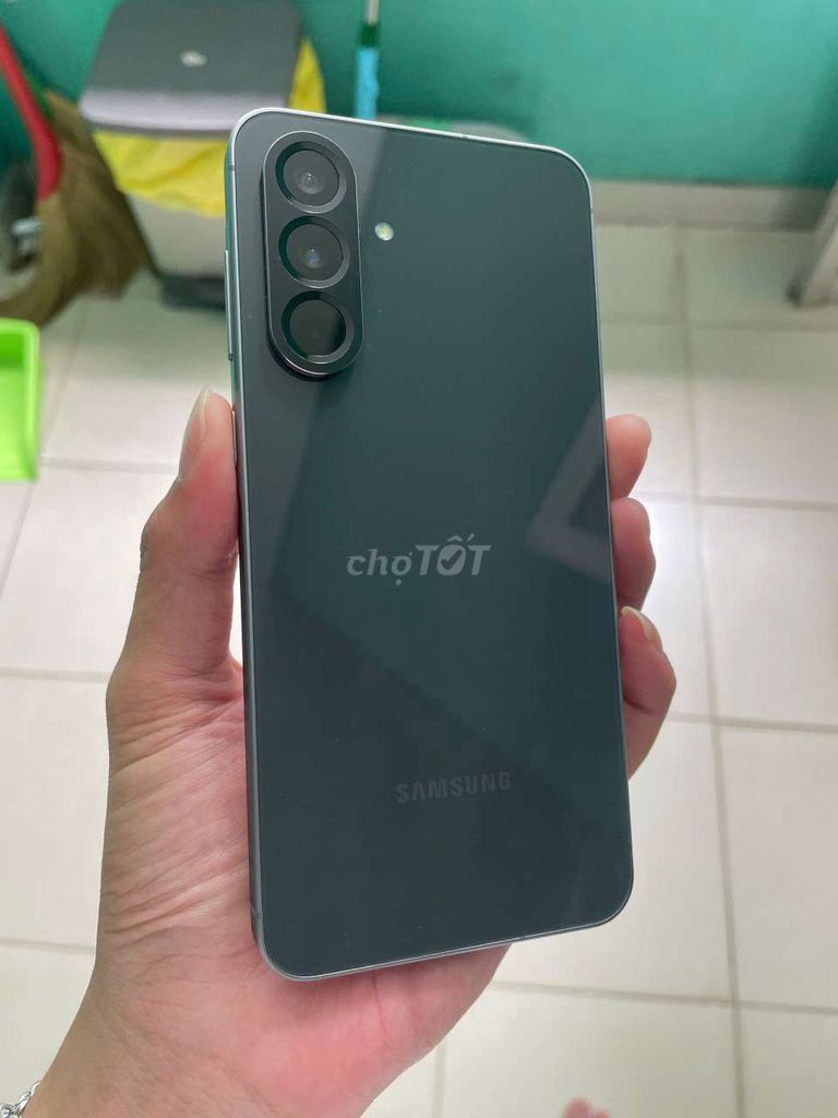 Samsung Galaxy A56 5G 128GB Đen. Mua bán Điện thoại tại Quận 12 Tp Hồ Chí Minh được đăng bởi Thành Tuấn  hình 1