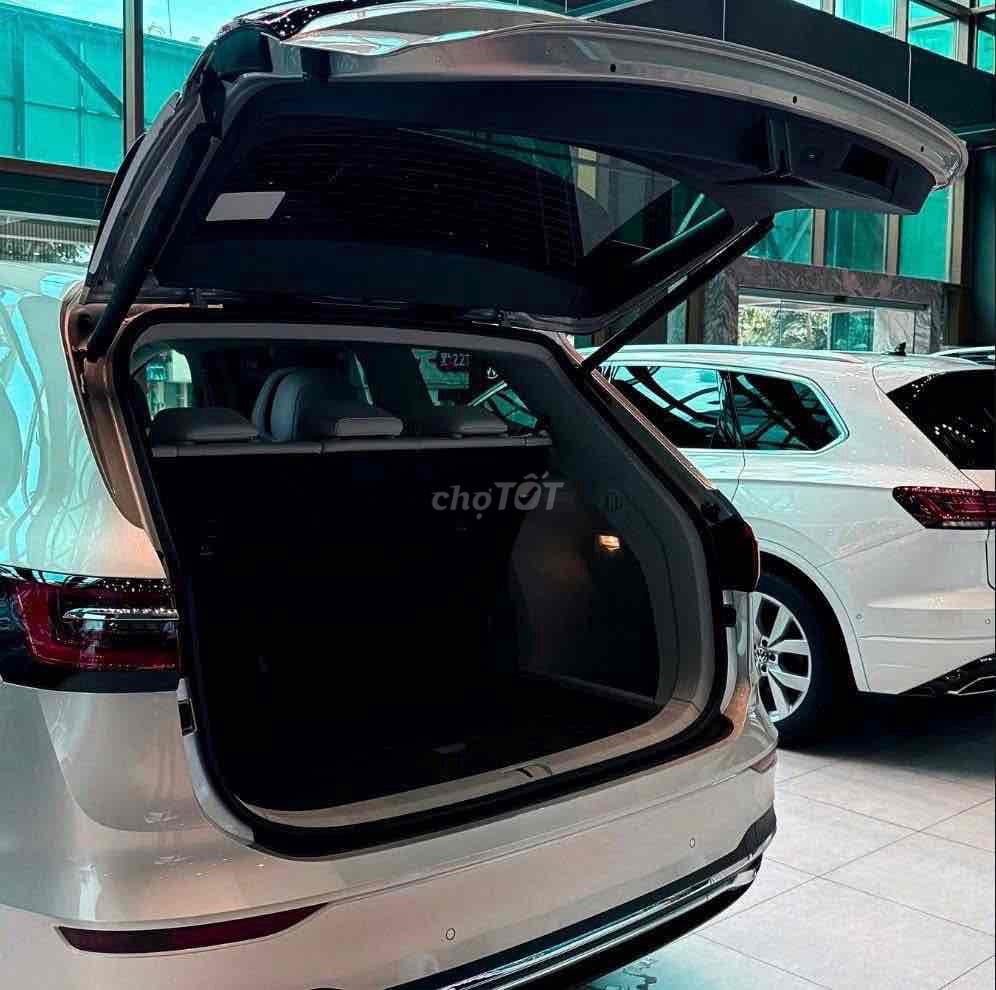 Volkswagen Viloran 2025 Đủ Màu Giá Tốt. Mua bán Ô tô tại Huyện Bù Đăng Bình Phước được đăng bởi Hưng Messi Bán Xe Đức hình 20