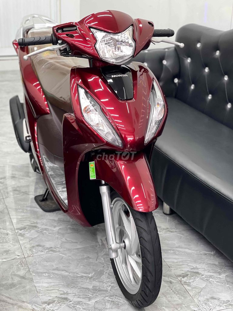Honda Vision 2022 Đỏ 6000km. Mua bán Xe máy tại Thành phố Vĩnh Long Vĩnh Long được đăng bởi Gia Kiệt  hình 4