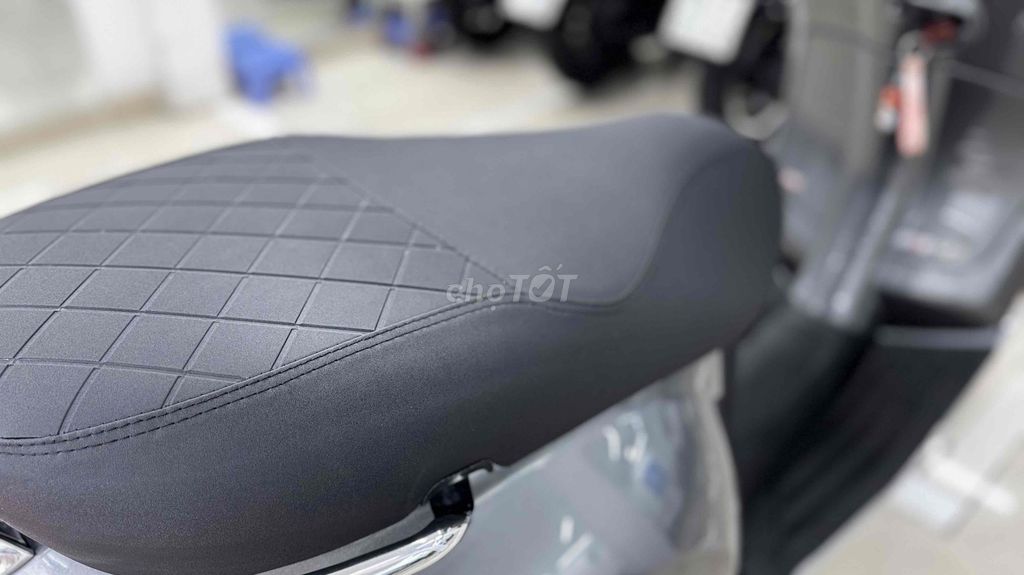 Véapa xám lambo iget abs led 1 tầng 2018. Mua bán Xe máy tại Quận Phú Nhuận Tp Hồ Chí Minh được đăng bởi VESPA  PIAGGIO BẢO HƯNG Vespa cũ trả góp  hình 9