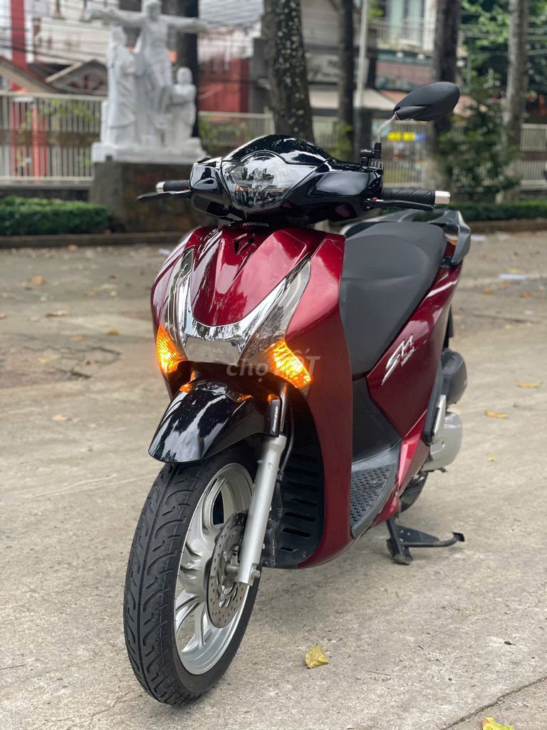 SH 150i khóa smarkey, lên chóa zipat xe đẹp lướt .. Mua bán Xe máy tại Huyện Trảng Bom Đồng Nai được đăng bởi phương hình 2