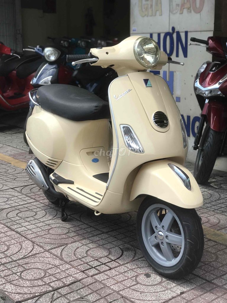 VESPA LX150ie 2012 BSTP - ST VÔ TƯ - GÓP ĐƯA 0đ. Mua bán Xe máy tại Quận 8 Tp Hồ Chí Minh được đăng bởi XE MÁY NGUYỄN MINH SƠN hình 2