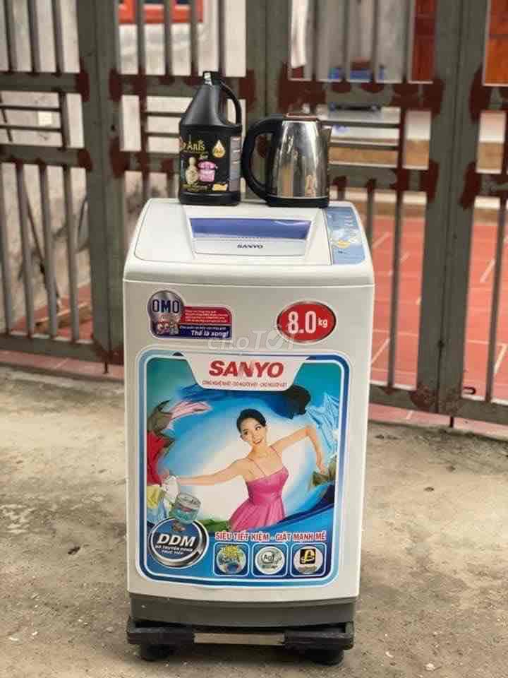 máy giặt sanyo 8kg còn đẹp 80%