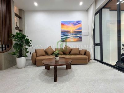 Аренда · 3 комн. · 95 м² · Quận Ngũ Hành Sơn, ул. Đường Trịnh Lỗi