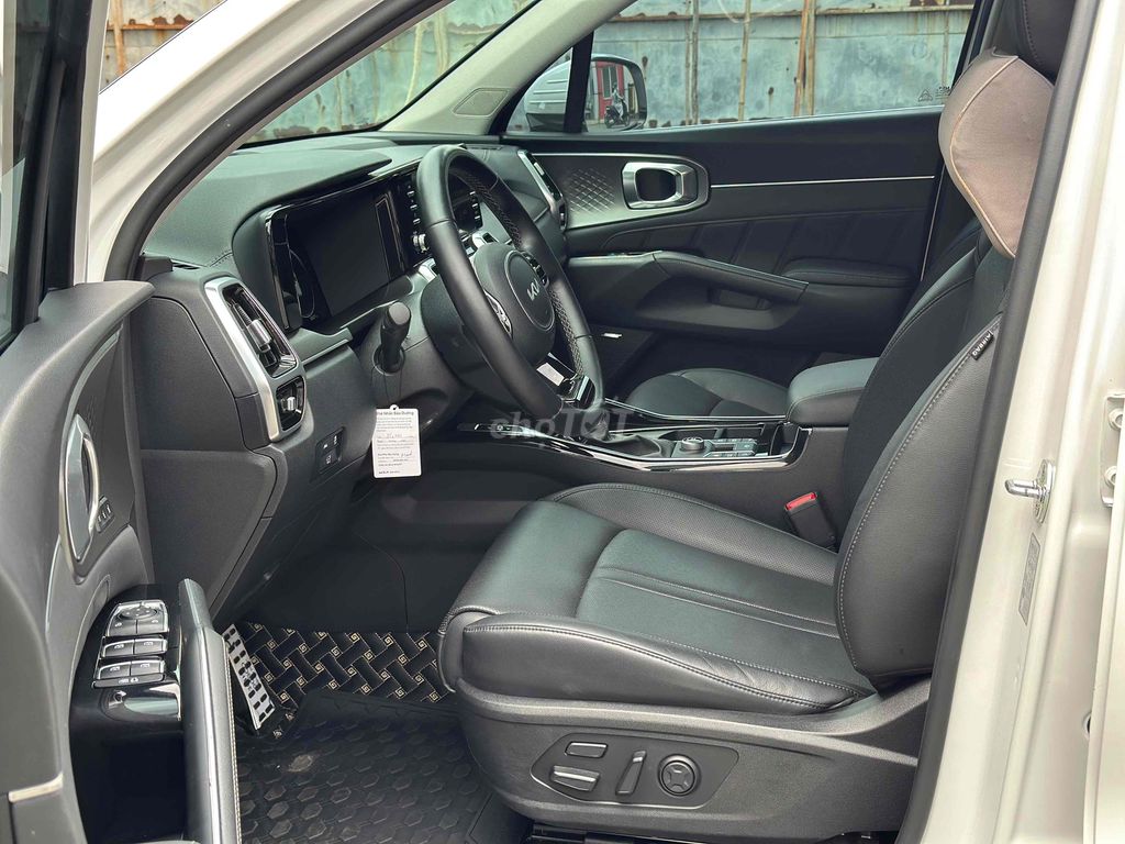Kia Sorento 2022 - 30000 km. Mua bán Ô tô tại Quận 12 Tp Hồ Chí Minh được đăng bởi F2Auto hình 8