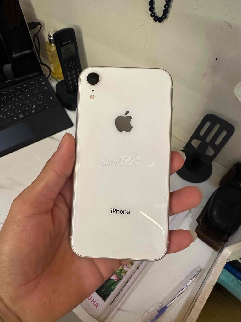 Apple iPhone xr. Mua bán Điện thoại tại Quận Nam Từ Liêm Hà Nội được đăng bởi Bùi Thành hình 1