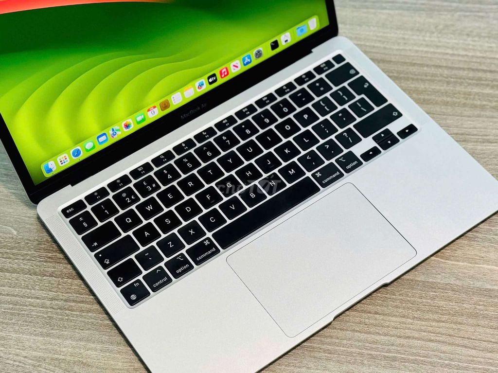 Apple Macbook Air M1 13 inch 16GB/256GB 99%. Mua bán Laptop tại Quận Bình Thạnh Tp Hồ Chí Minh được đăng bởi Nguyễn Trung Tín hình 1