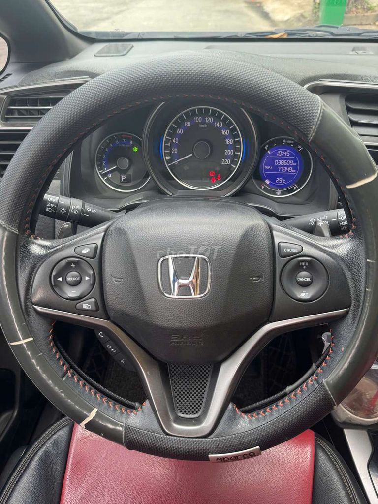 Honda Jazz RS 1.5AT 2018 38000 km. Mua bán Ô tô tại Thành phố Thủ Đức Tp Hồ Chí Minh được đăng bởi BÌNH VÌNH PHÚ CHUYÊN XE LƯỚT BAO TEST HÃNG  hình 7