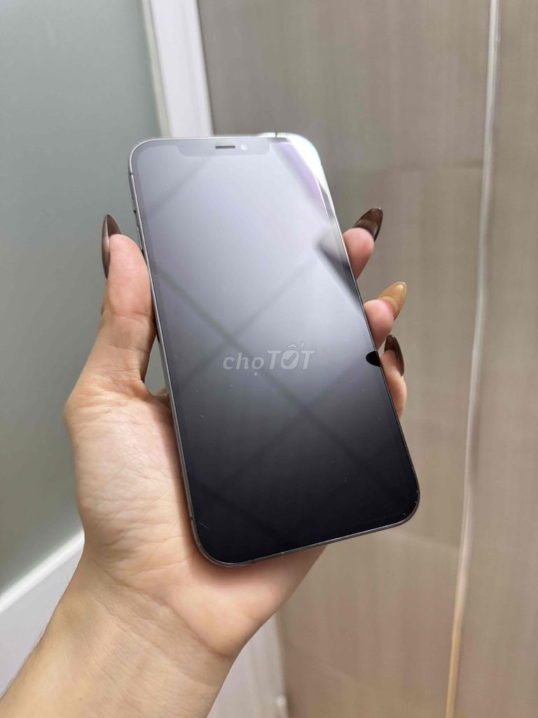 Apple iPhone 12 Pro 512GB Đen. Mua bán Điện thoại tại Quận 11 Tp Hồ Chí Minh được đăng bởi Lê Diễm hình 1