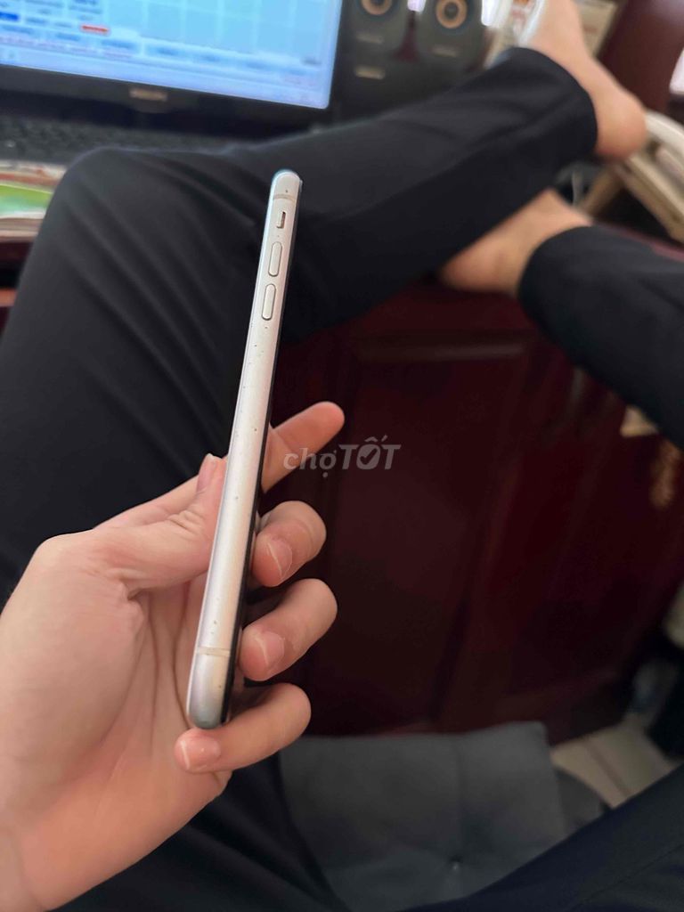 Apple iPhone 11 Trắng Đã sử dụng. Mua bán Điện thoại tại Quận 12 Tp Hồ Chí Minh được đăng bởi Tên chưa cung cấp hình 1