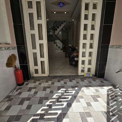 Nhà Phố 3,5 x 13,5 x 4 Tầng sang Tên Đường lê văn lương, phước kiển. 