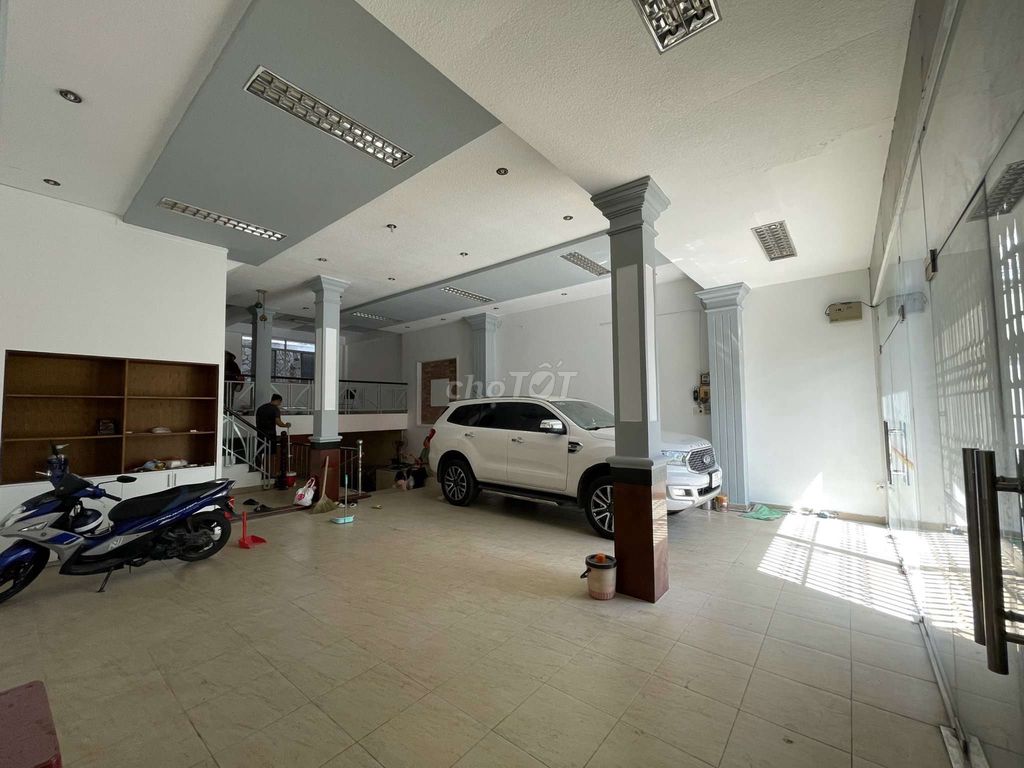Cho thuê nhà MT Trần Văn Giàu 8x16. có hầm  - ảnh 3