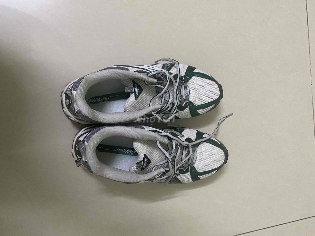 Giày thể thao New Balance Trắng Xanh Lá size 40.5. Mua bán Giày dép tại Thành phố Vũng Tàu Bà Rịa - Vũng Tàu được đăng bởi Nguyễn Văn Trung hình 1