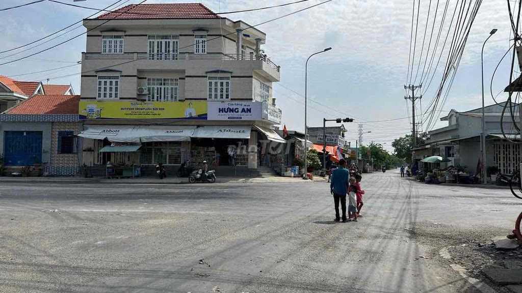 đất 239 thổ + 850m2 vuon...tân trạch cần đuoc..vành đai 830