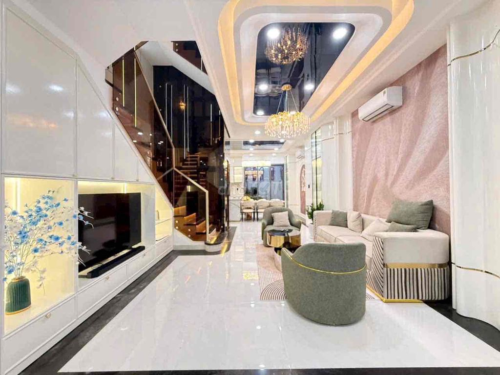 Аренда · 4 комн. · 200 м² · Huyện Nhà Bè, ул. Đường Huỳnh Tấn Phát