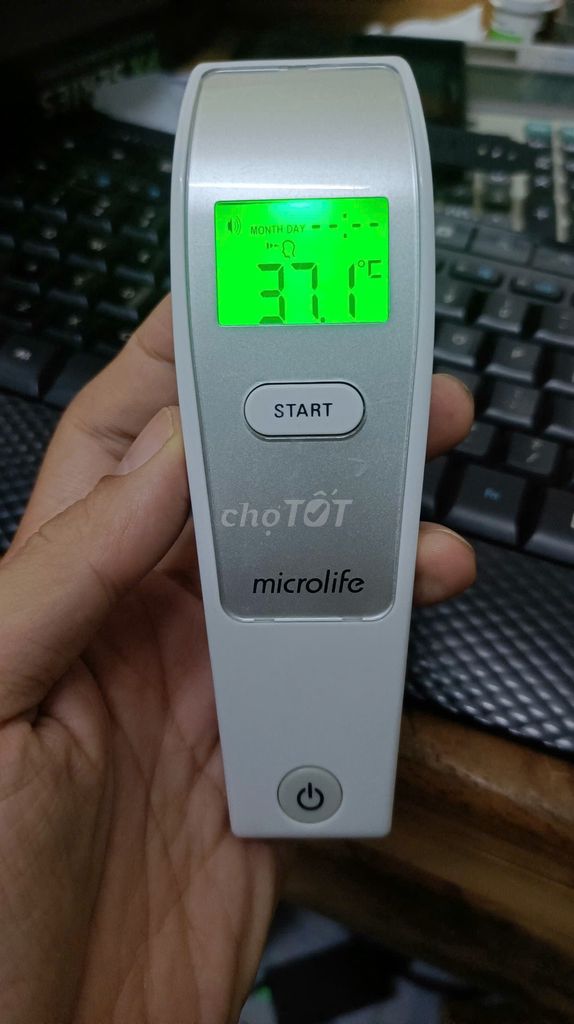 Nhiệt kế hồng ngoại đo Trán Microlife