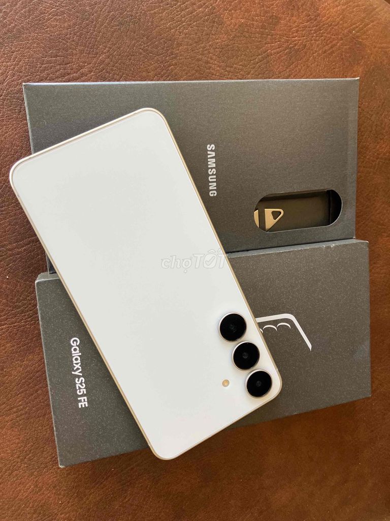 samsung s25 fe fullbox 99.99%. Mua bán Điện thoại tại Huyện Hòa Thành Tây Ninh được đăng bởi Quoc Nguyen hình 1