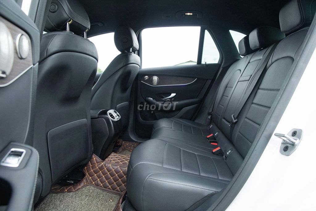 MERCEDES-BENZ GLC 200 4MATIC 2023. Mua bán Ô tô tại Quận Gò Vấp Tp Hồ Chí Minh được đăng bởi Đoàn Thuận hình 19