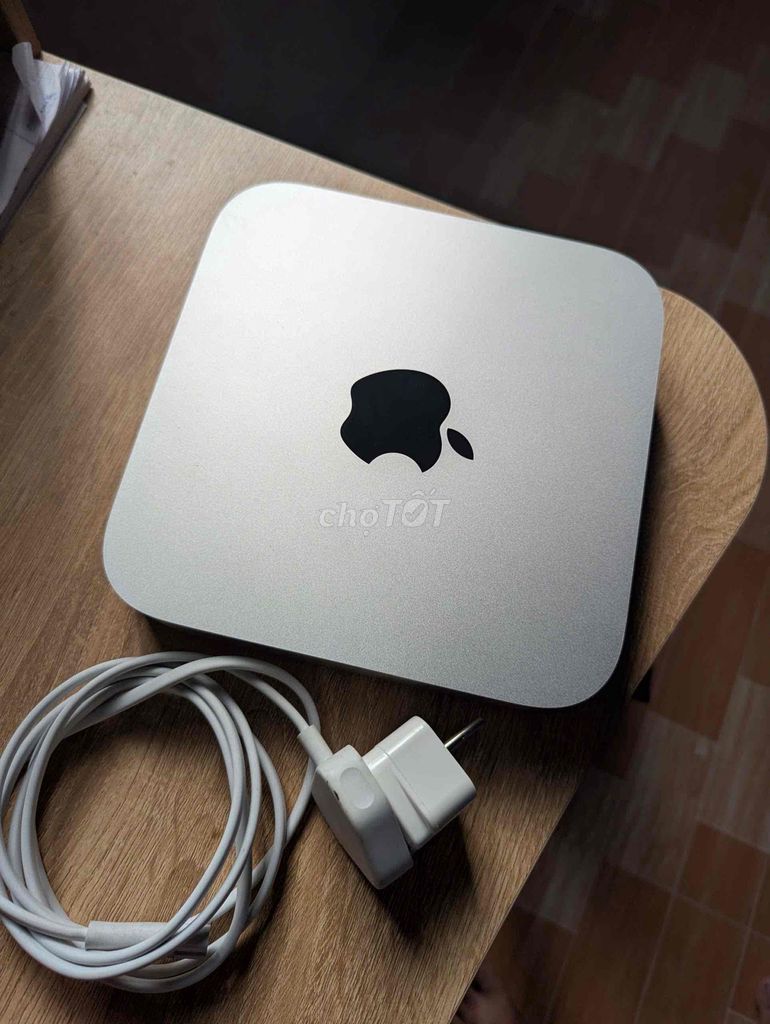 Mac Mini i5 8/512