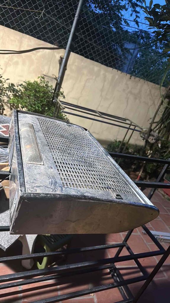 Máy hút mùi Đức Đã sử dụng. Mua bán Bếp, lò, đồ điện nhà bếp tại Huyện Đan Phượng Hà Nội được đăng bởi Anh hình 1
