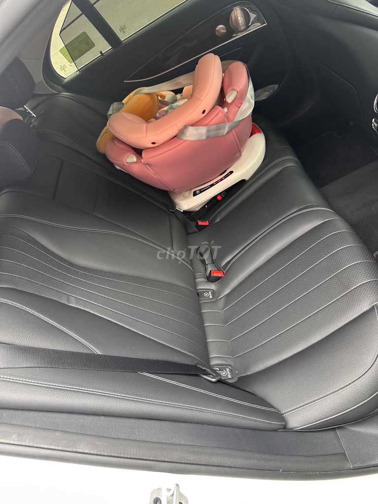 Mercedes Benz E Class 2022 E200 V1. Mua bán Ô tô tại Quận 10 Tp Hồ Chí Minh được đăng bởi Phong hình 6