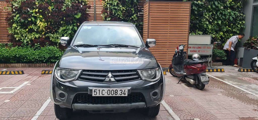 Mitsubishi Triton 2010 - 160 km