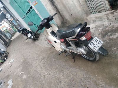 Cần bán chiếc super 110 có giấy. Mua bán Xe máy tại Huyện Hóc Môn Tp Hồ Chí Minh được đăng bởi A Tuấn