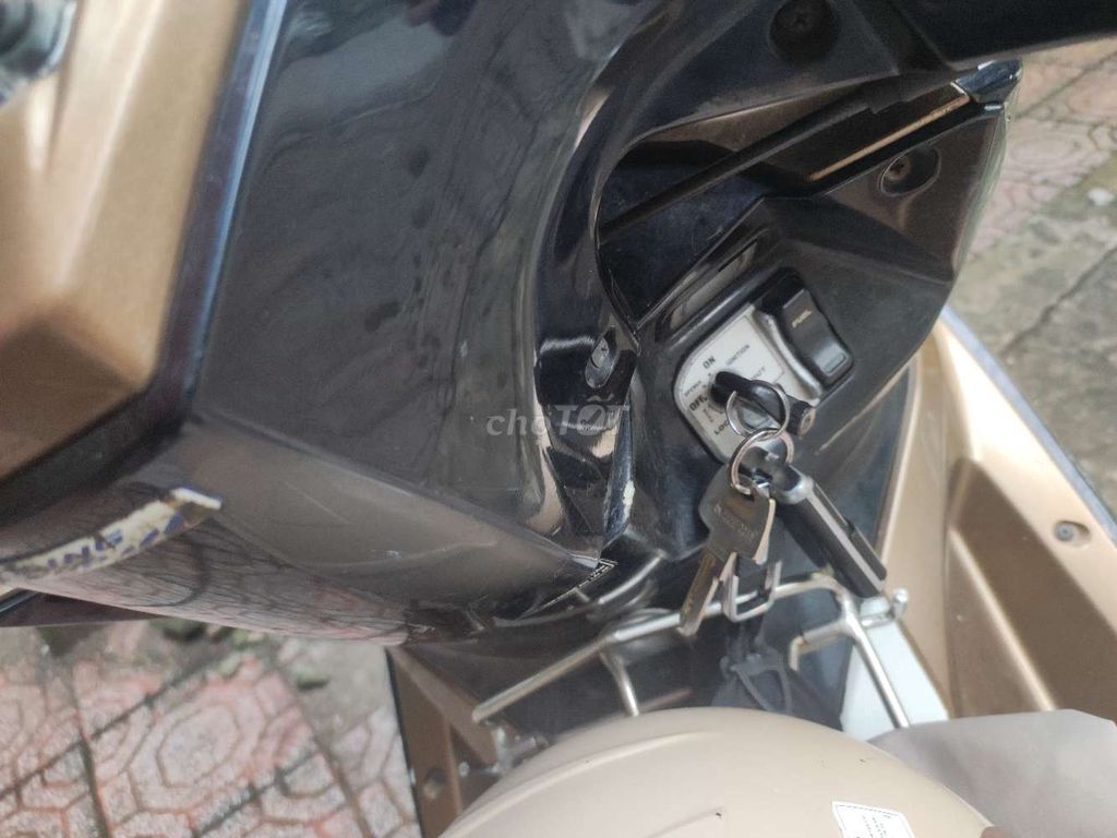 Cần bán xe Ab 2014 chính chủ - xe zin 100% 1 chủ. Mua bán Xe máy tại Thành phố Thái Bình Thái Bình được đăng bởi Lê Anh Tuấn hình 7