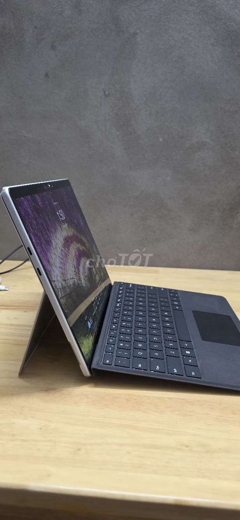 Microsoft Surface Pro 9 8GB/128GB Bạc. Mua bán Máy tính bảng tại Quận Bình Thuỷ Cần Thơ được đăng bởi huy can hình 1