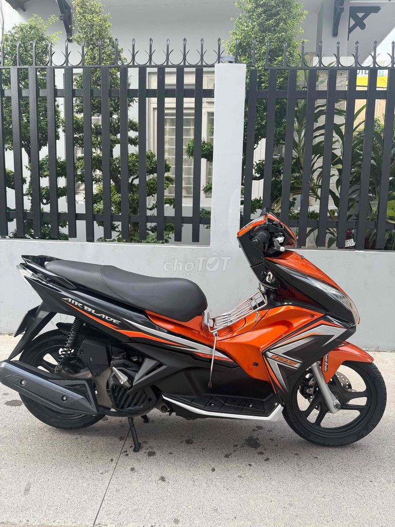 Honda Air Blade 2013 оранжево-черный