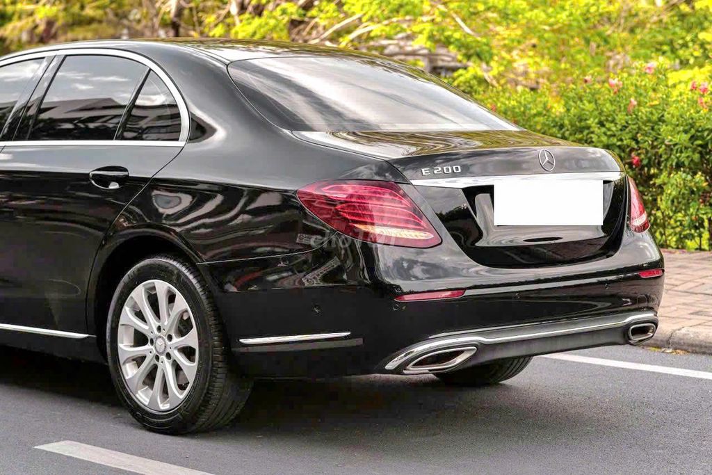 Bán xe siêu cop Mẹc E200 sx 2016 zin đẹp. Mua bán Ô tô tại Quận 7 Tp Hồ Chí Minh được đăng bởi tuấn anh hình 3