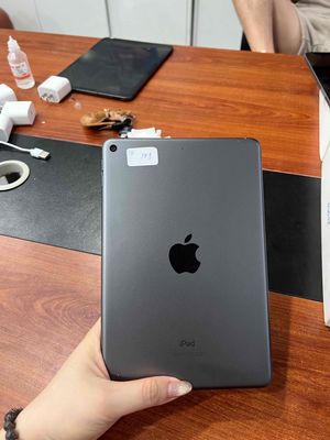 pass mini5 64G zin đẹp. Mua bán Máy tính bảng tại Quận Hoàng Mai Hà Nội được đăng bởi Lã Bình iPad