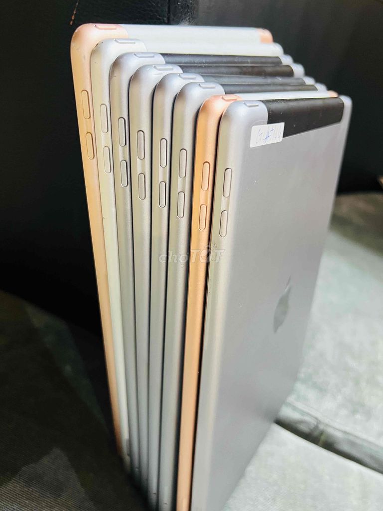 Trả Góp - Cà Thẻ iPad Gen 6 4G/wifi Siểu Rẻeeeeeee. Mua bán Máy tính bảng tại Quận 1 Tp Hồ Chí Minh được đăng bởi Lư Quốc Thông hình 3