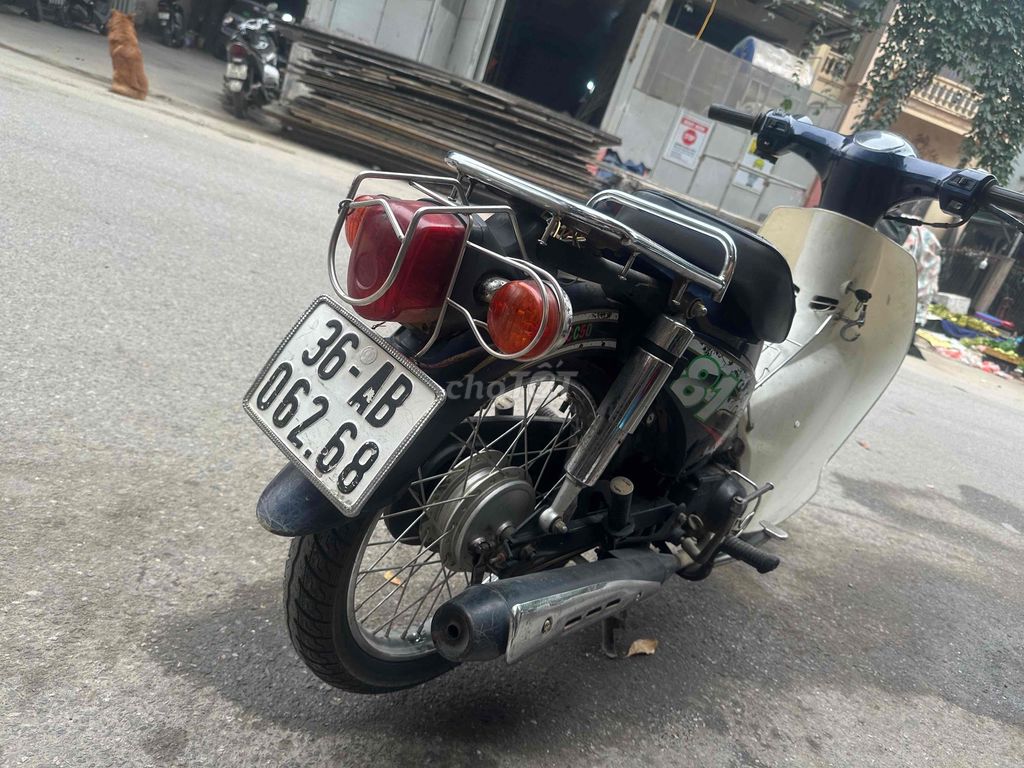 Xe máy Cub 50cc Xanh trắng. Mua bán Xe máy tại Quận Hà Đông Hà Nội được đăng bởi A NAM NHÀ  PHỐ  hình 4