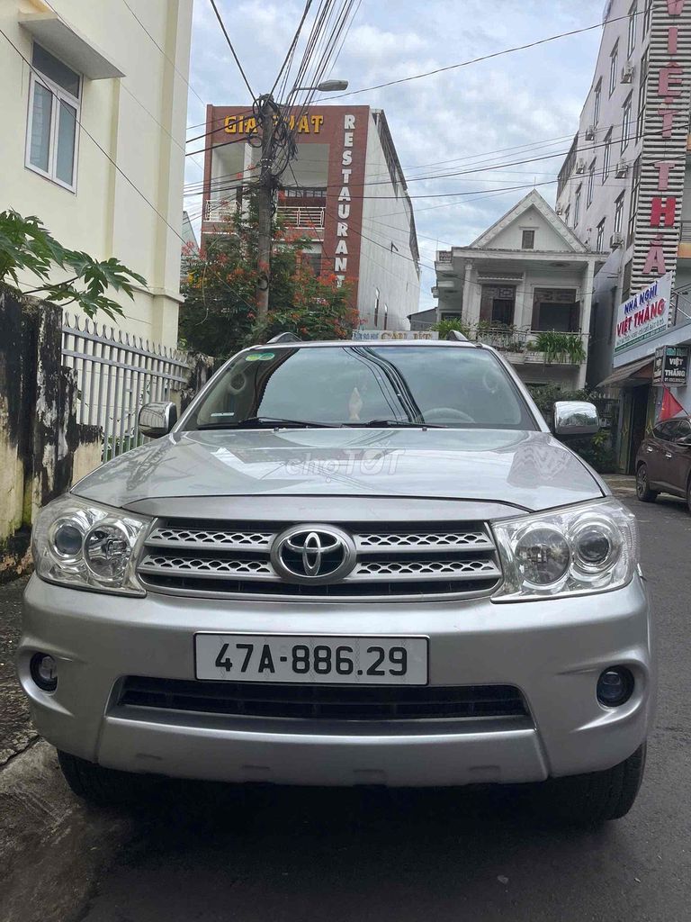 Toyota Fortuner 2010 2.5G - 180000 km. Mua bán Ô tô tại Thành phố Buôn Ma Thuột Đắk Lắk được đăng bởi Anh Quốc hình 10