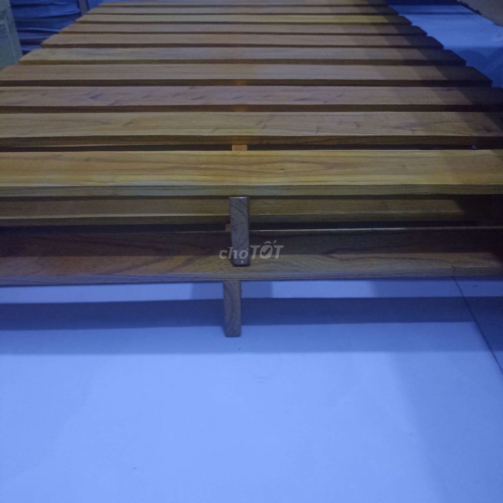 Giường pallet Gỗ Vàng gỗ 0.7m x 2m. Mua bán Giường, chăn ga gối nệm tại Thành phố Tây Ninh Tây Ninh được đăng bởi Trần Phấn Mẫn hình 1