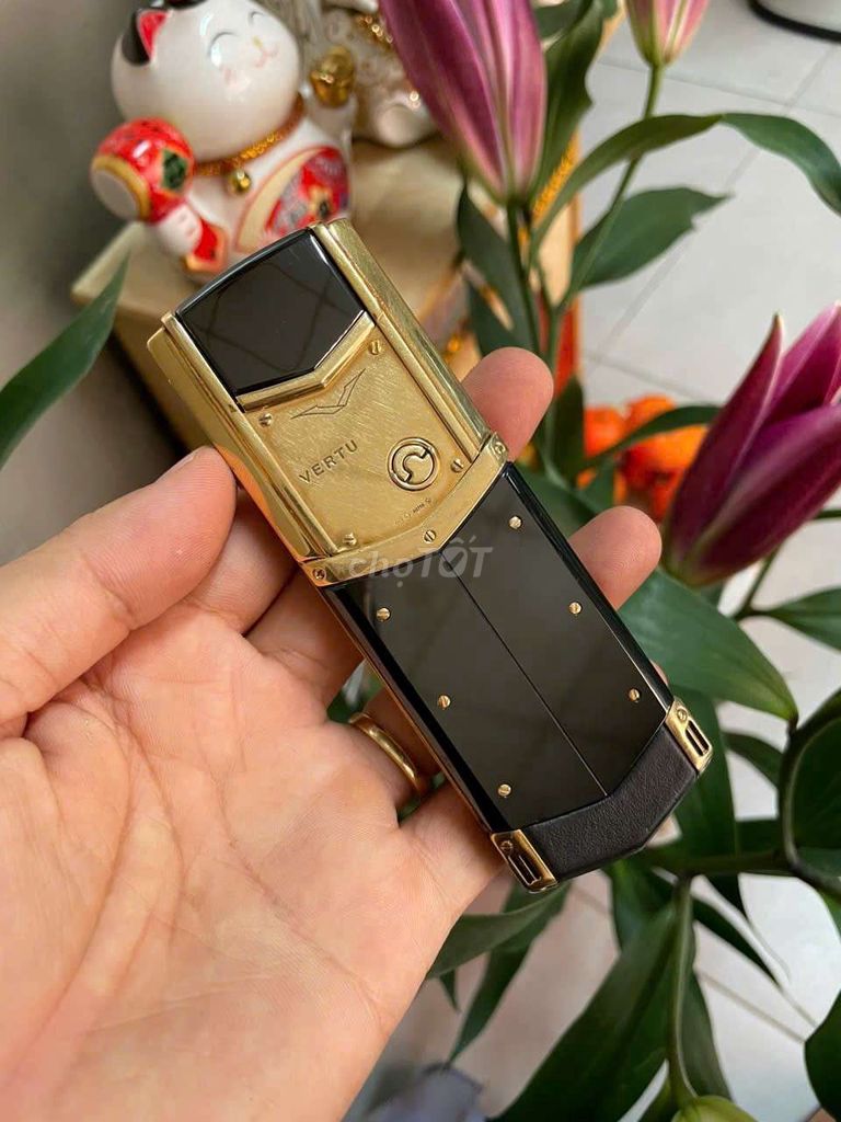 Vertu signature S vàng khối 750 máy chính hãng. Mua bán Điện thoại tại Quận 5 Tp Hồ Chí Minh được đăng bởi thu mua vertu đồng hồ kim cương vàng bạc hình 6