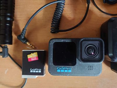 Giao lưu Gopro 12 vs DJI action 5 or osmo pocket 3. Mua bán Máy ảnh, Máy quay tại Quận 7 Tp Hồ Chí Minh được đăng bởi Mua bán đồ gia đình