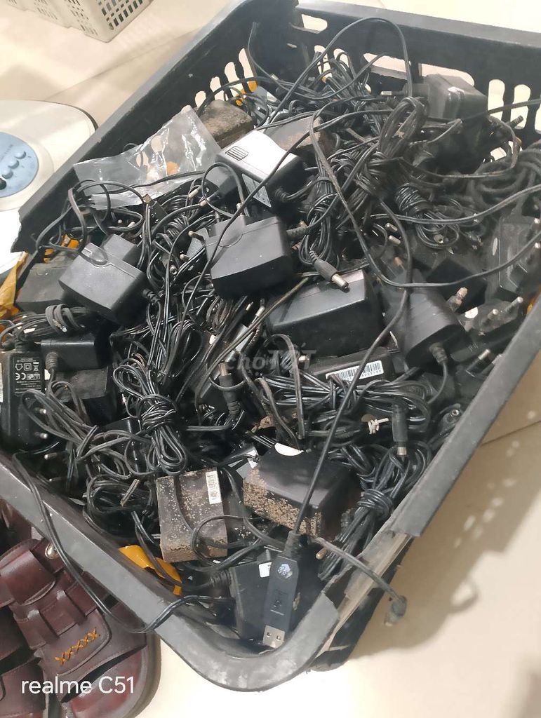 Nguồn điện 220V ra 12VDC Đen. Mua bán Phụ kiện (Màn hình, Chuột...) tại Quận Cái Răng Cần Thơ được đăng bởi Truongbakhan hình 1
