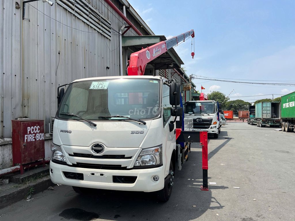 Xe Cẩu 2,4 tấn HINO Thùng 4,5m Unic URV370, 5 khúc. Mua bán Xe tải, xe ben tại Thành phố Bà Rịa Bà Rịa - Vũng Tàu được đăng bởi Mr. An hình 1