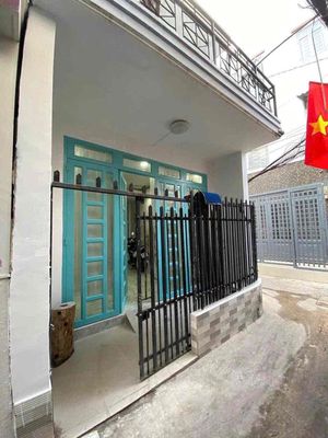 Căn Góc 1 Trệt 1 Lầu 2PN 4x10m Hẻm Trần Xuân Soạn Gần Lâm Văn Bền