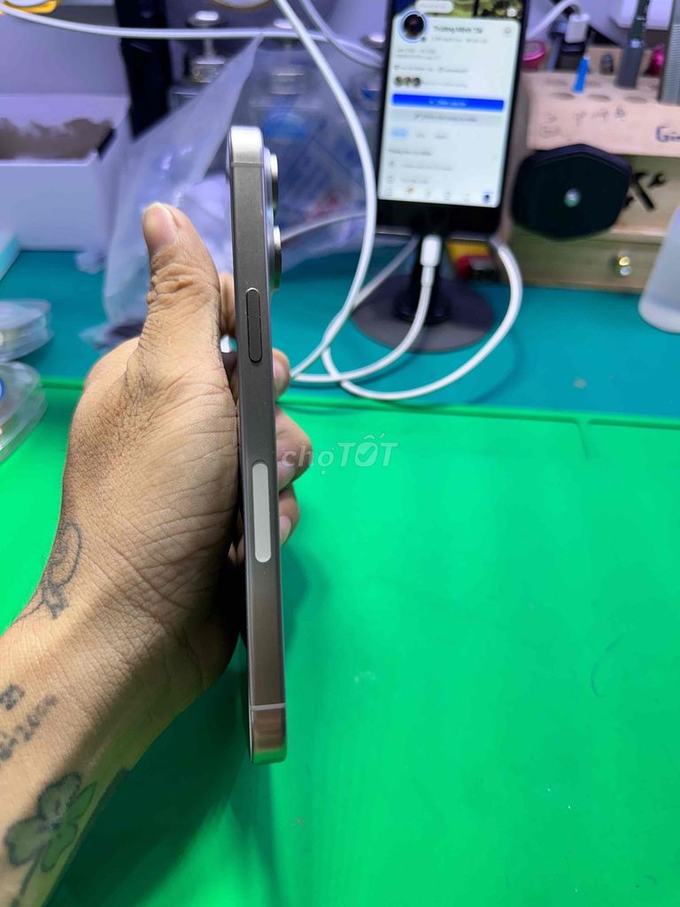 Apple iPhone 15 Pro Max Xám. Mua bán Điện thoại tại Quận 11 Tp Hồ Chí Minh được đăng bởi Gin mobile store hình 1