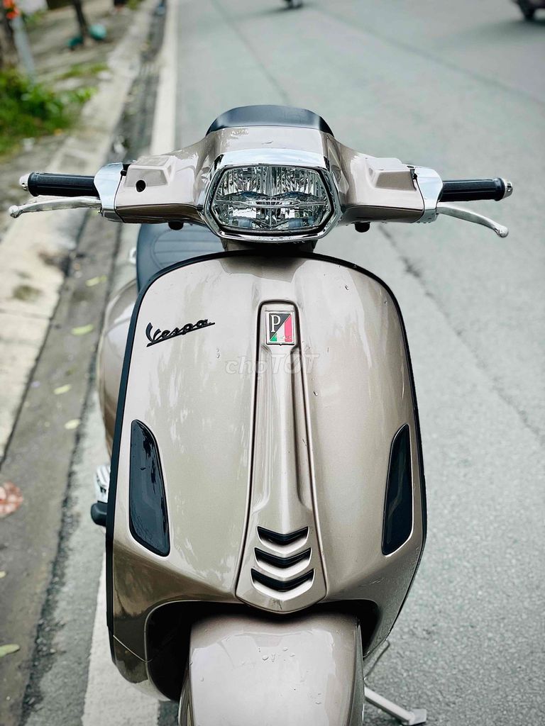 Vespa 2016 iget bstp chính chủ. Mua bán Xe máy tại Huyện Hóc Môn Tp Hồ Chí Minh được đăng bởi Hoài Việt hình 1