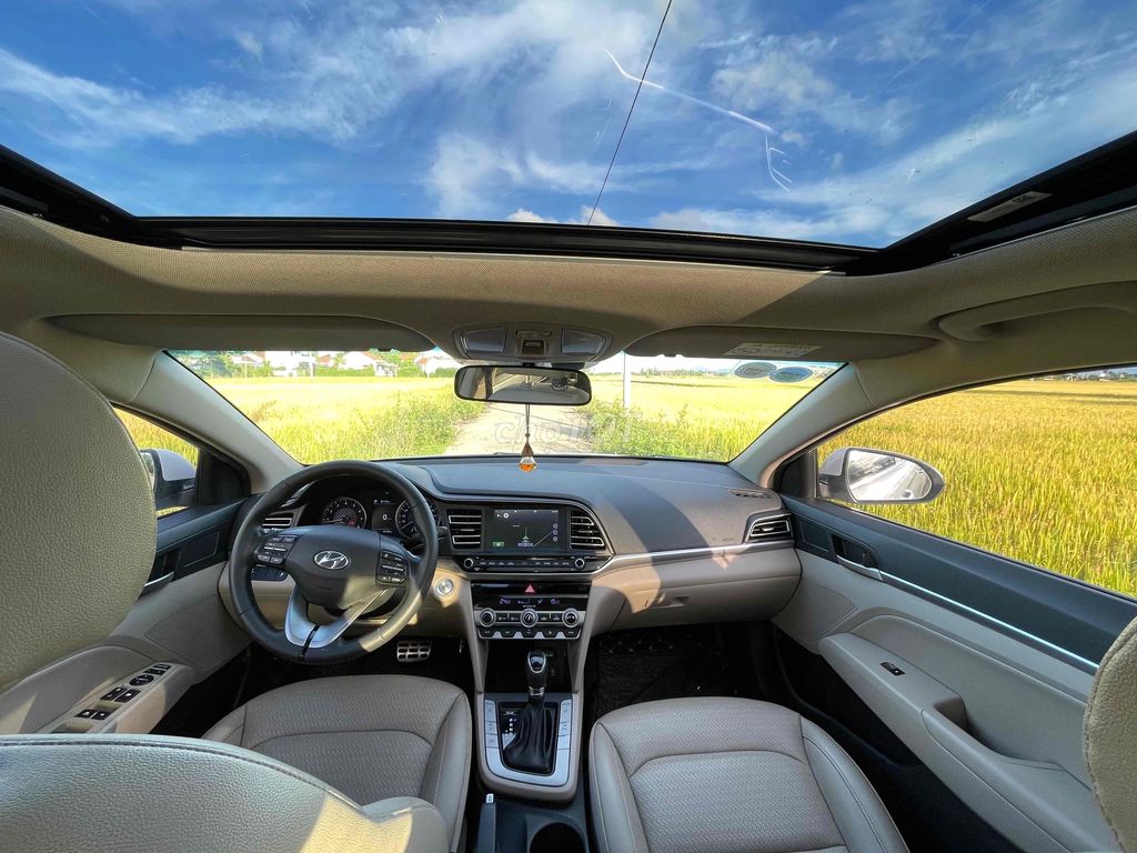 Hyundai Elantra 2020 2.0 AT - 72000 km. Mua bán Ô tô tại Thành phố Tuy Hòa Phú Yên được đăng bởi Công Vũ hình 4