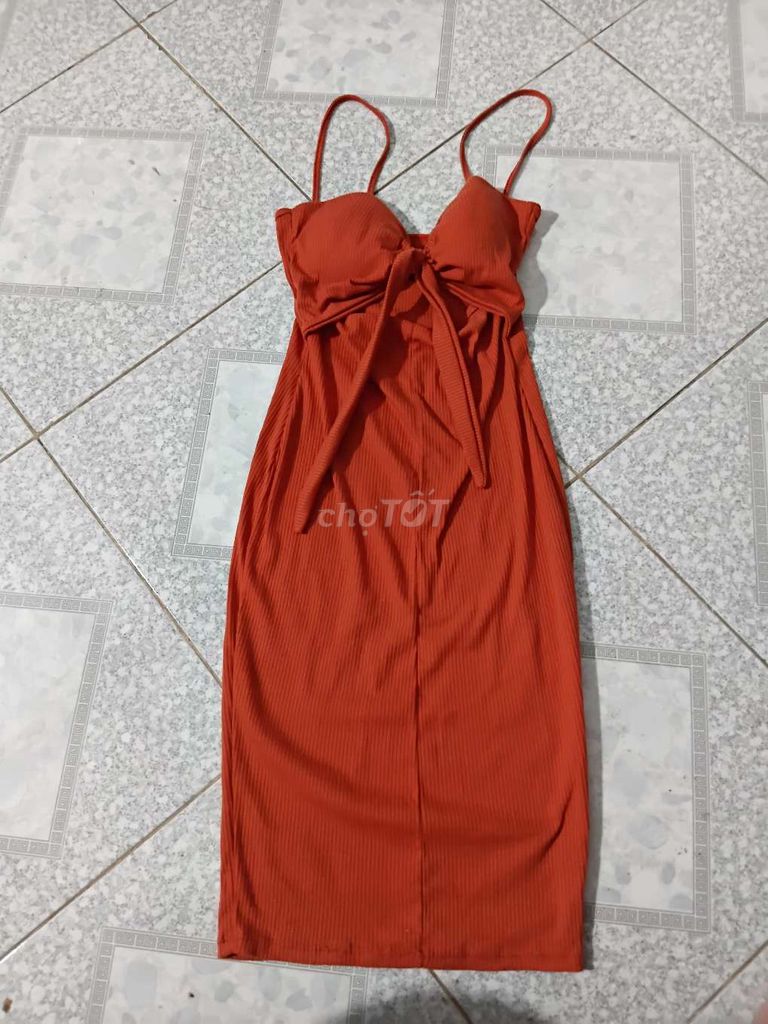 Đầm dây Nữ Cam Size M Cũ. Mua bán Quần áo tại Huyện Gò Công Tây Tiền Giang được đăng bởi Bích Trâm hình 1